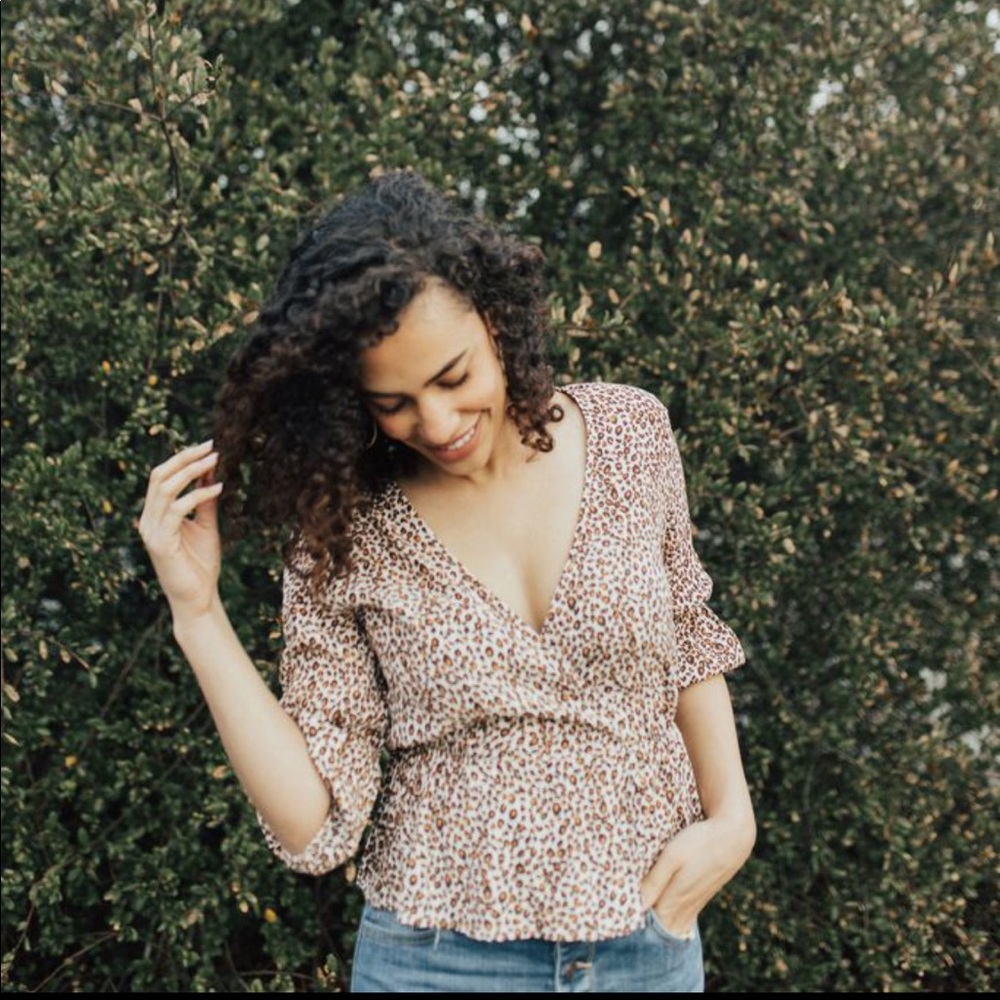 Carly Jean Los Angeles “Paige” Blouse